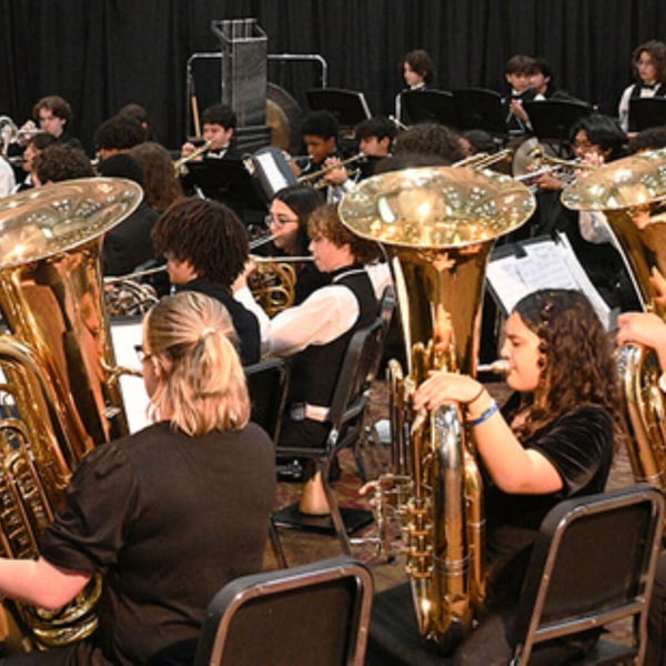 HIGH SCHOOL WIND ENSEMBLE AND JAZ ENSEMBLE CONCERT