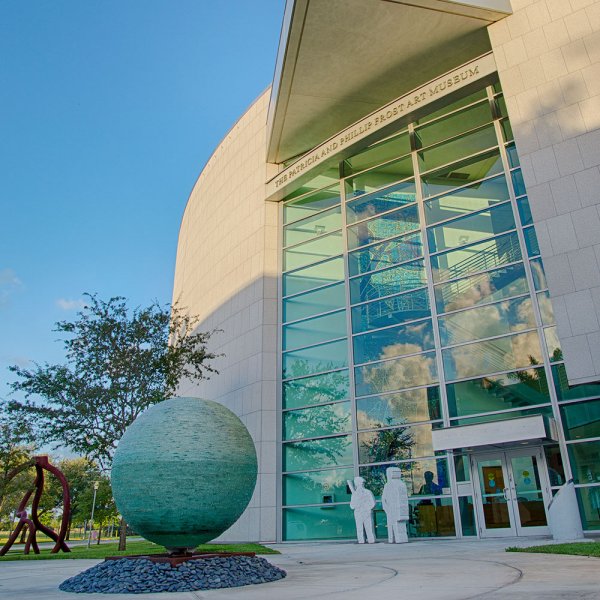 The Patricia & Phillip Frost Art Museum FIU Honors Dennis Scholl with the 2017 Art Transforms Award