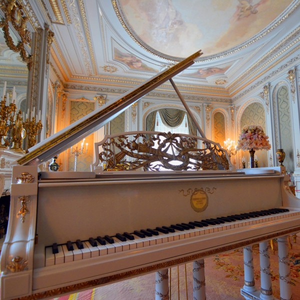 Historic Instrument Demonstrations