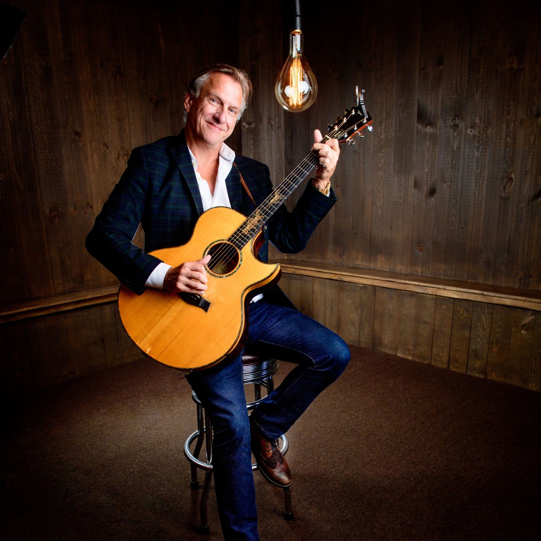 Ellis Paul in Concert (Outdoor)