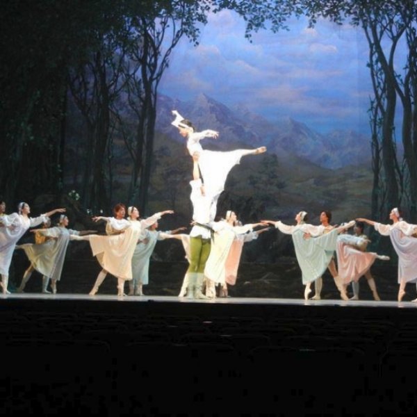 Arts Ballet Theatre: Dancing to Prokofiev and Ravel