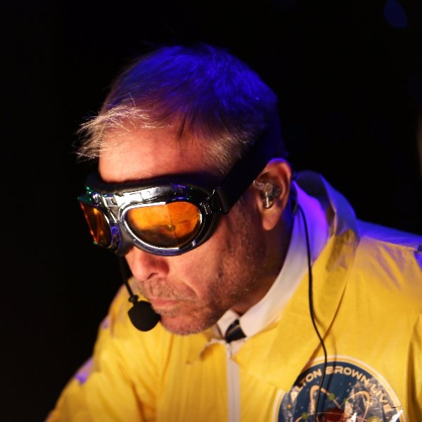 Alton Brown Live: Eat Your Science