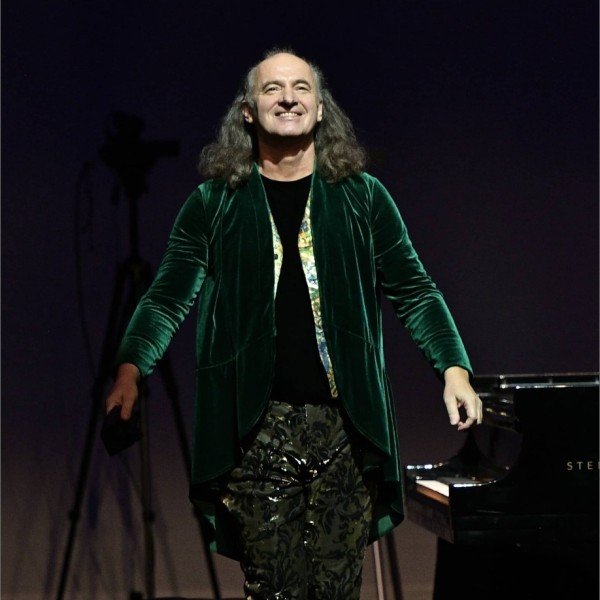 Piano Legend KEMAL GEKIC