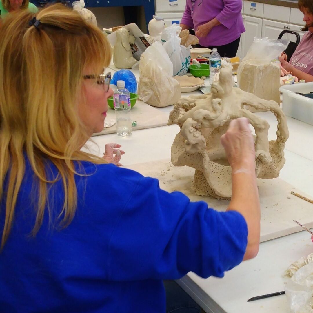 CL603 Handbuilding With Jacqueline LaDrig