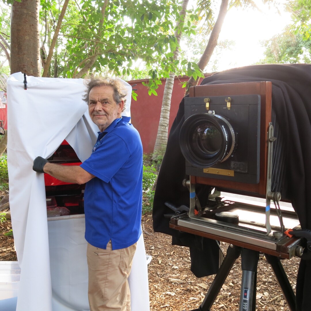 Exhibition Reception: Retorno by Mique Salom