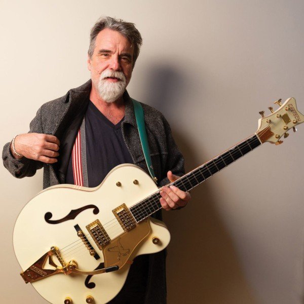 Darrell Scott in Concert (Outdoor)