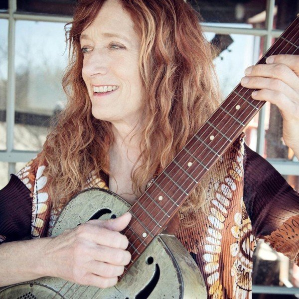Patty Larkin in Concert (Outdoor)