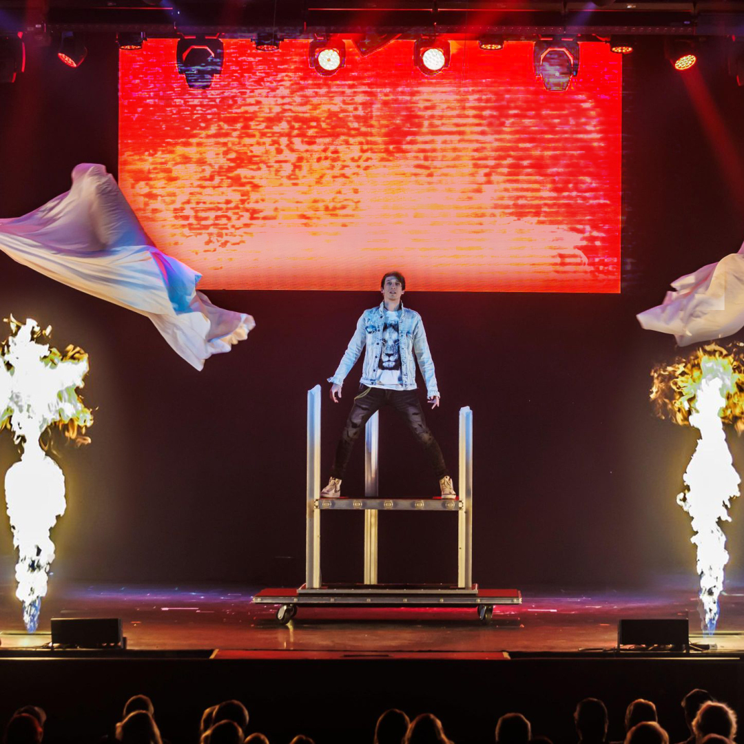 REZA, Edge of Illusion