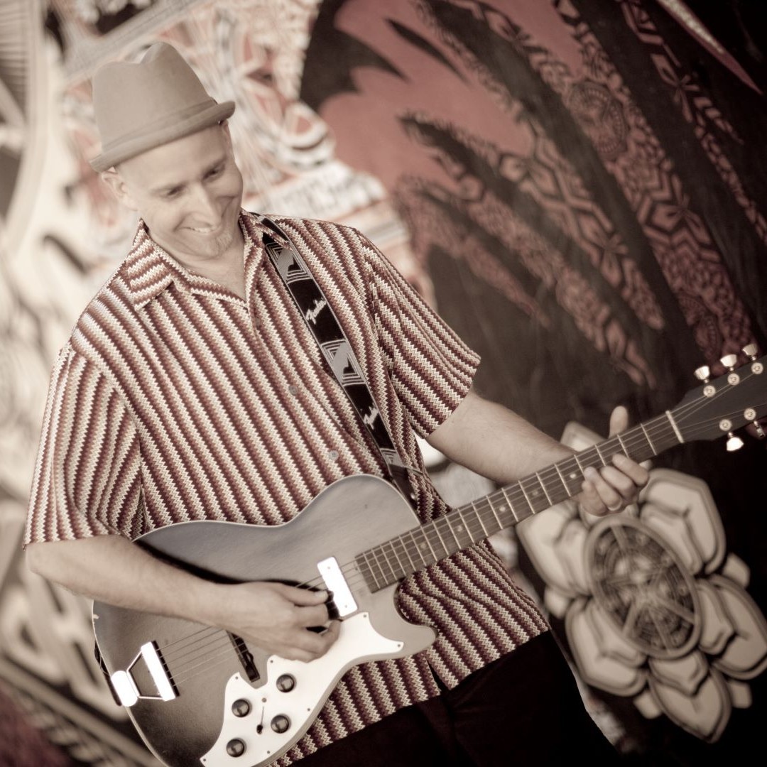 Party On The Plaza Featuring Gold Dust Lounge