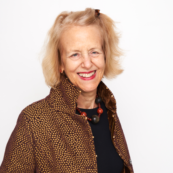 Go Off! Barbara London’s Live Commentary on Contemporary Video Art