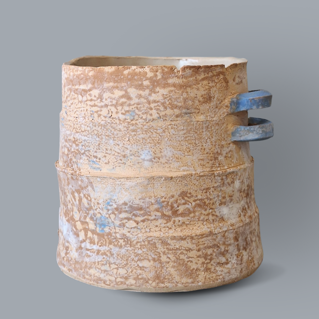 CL134 Handbuilt Sculptural Vessels with Joanna Mazurek (5 Week)