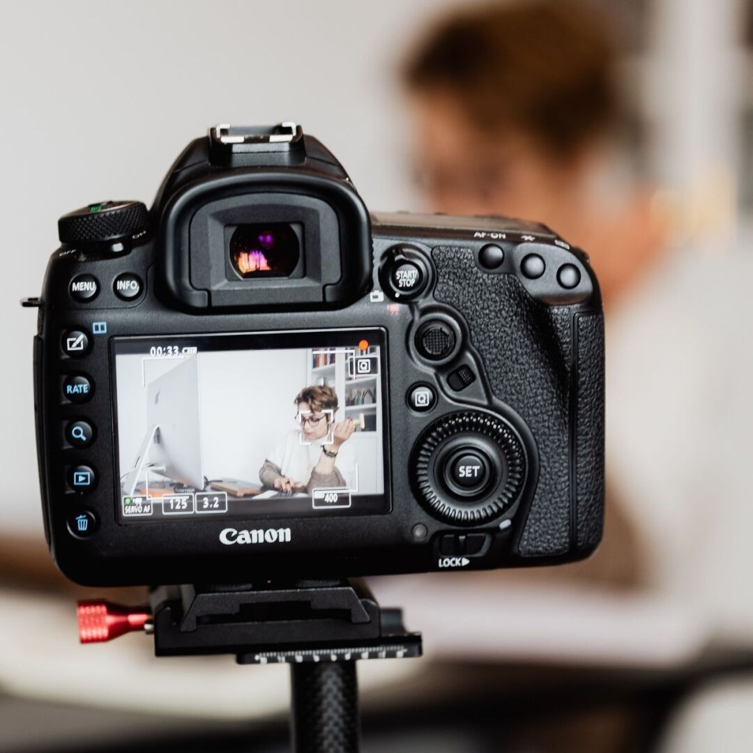 PH112 Introduction to Digital Photography With Robert Rostick