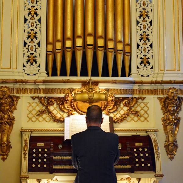 Historic Instrument Demonstrations