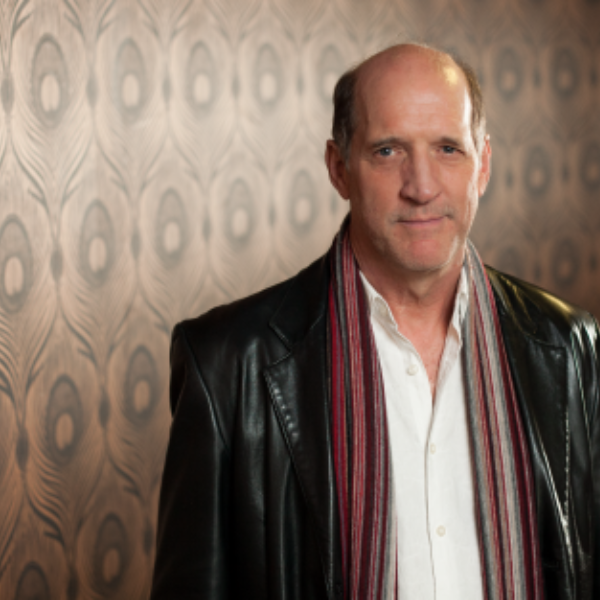 How Sweet It Is! Steve Leslie Sings James Taylor