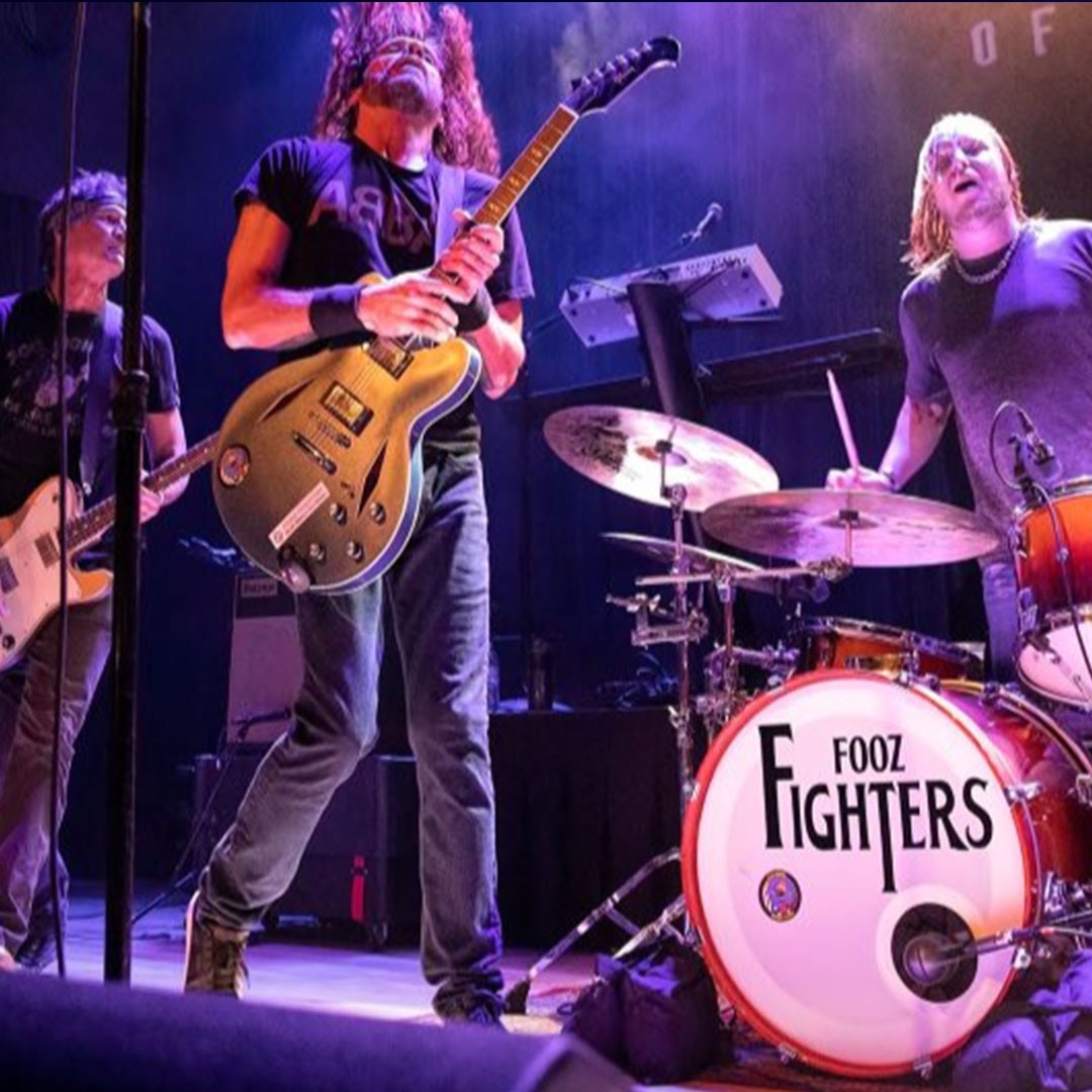 FOOZ FIGHTERS