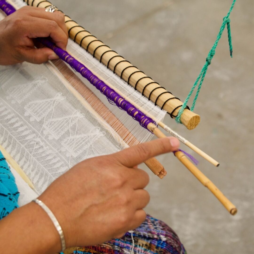 FB904 Mayan Back-Strap Weaving With Concepcion Poou Coy Tharin