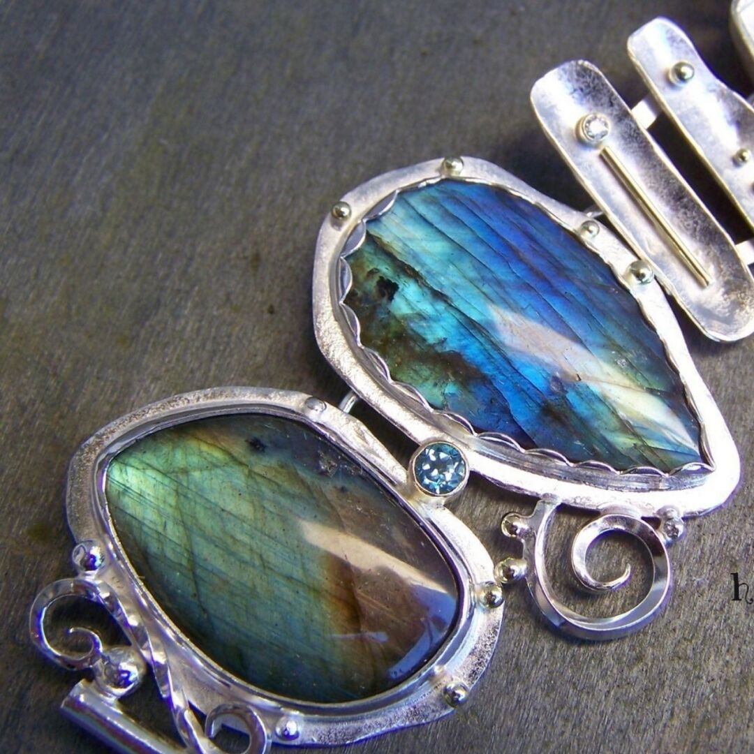 JW223 Intermediate Metalsmithing With Stacy Perry